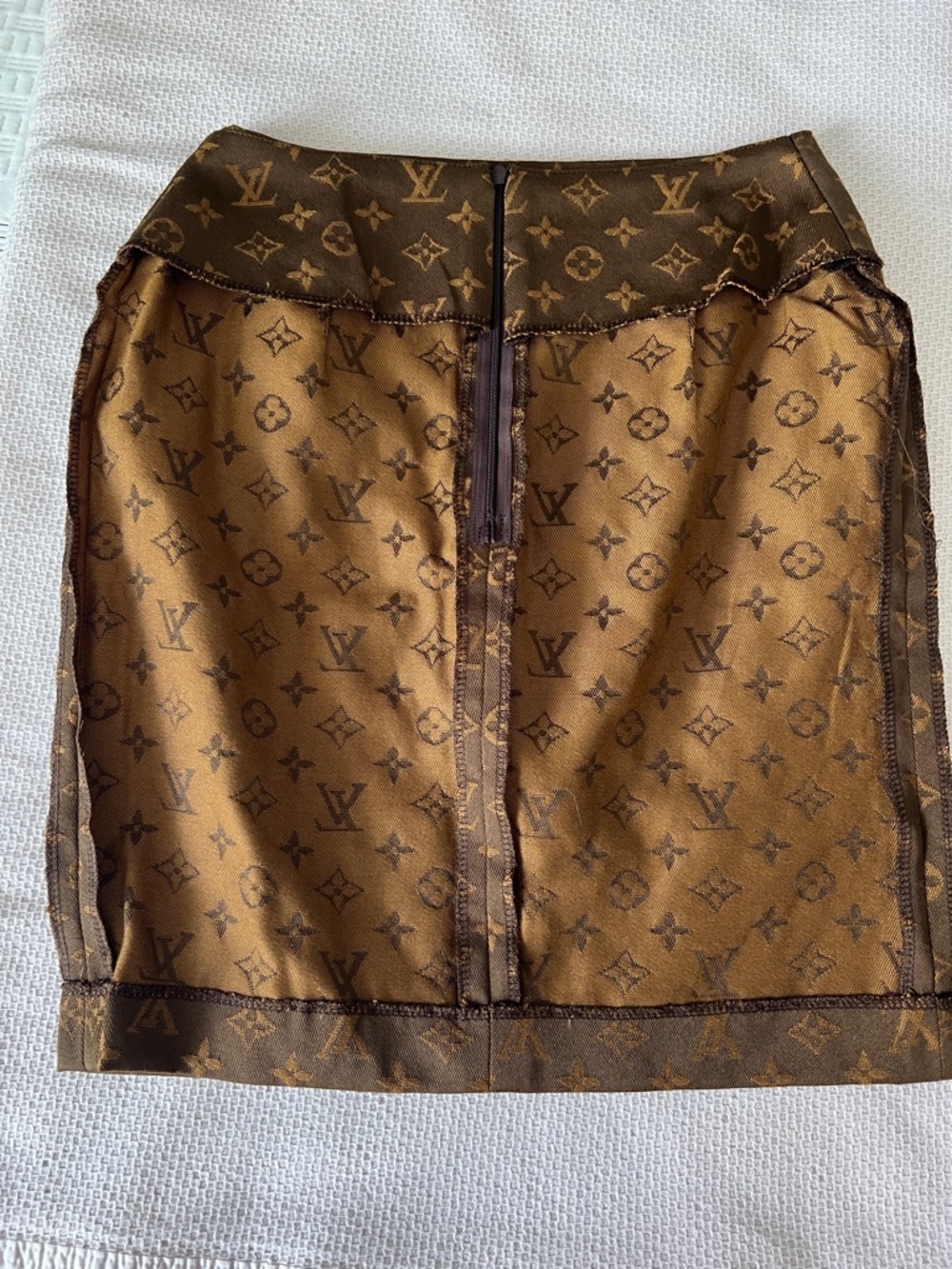 Custom tailor made Louis Vuitton Monogram Jacquard Pencil Skirt - Picture 5 of 12